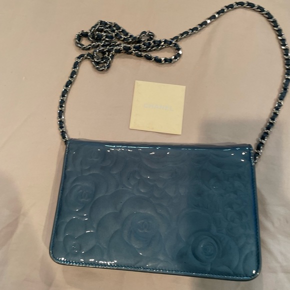 CHANEL Patent Leather Camellia Wallet on Chain WOC Blue - Picture 5 of 10